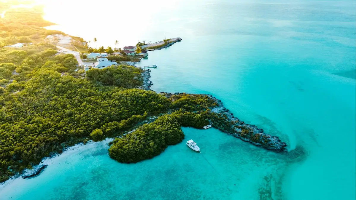 Bahamas Yacht Charter Guide: Abaco Islands Sailing Itinerary & Skipper Tips