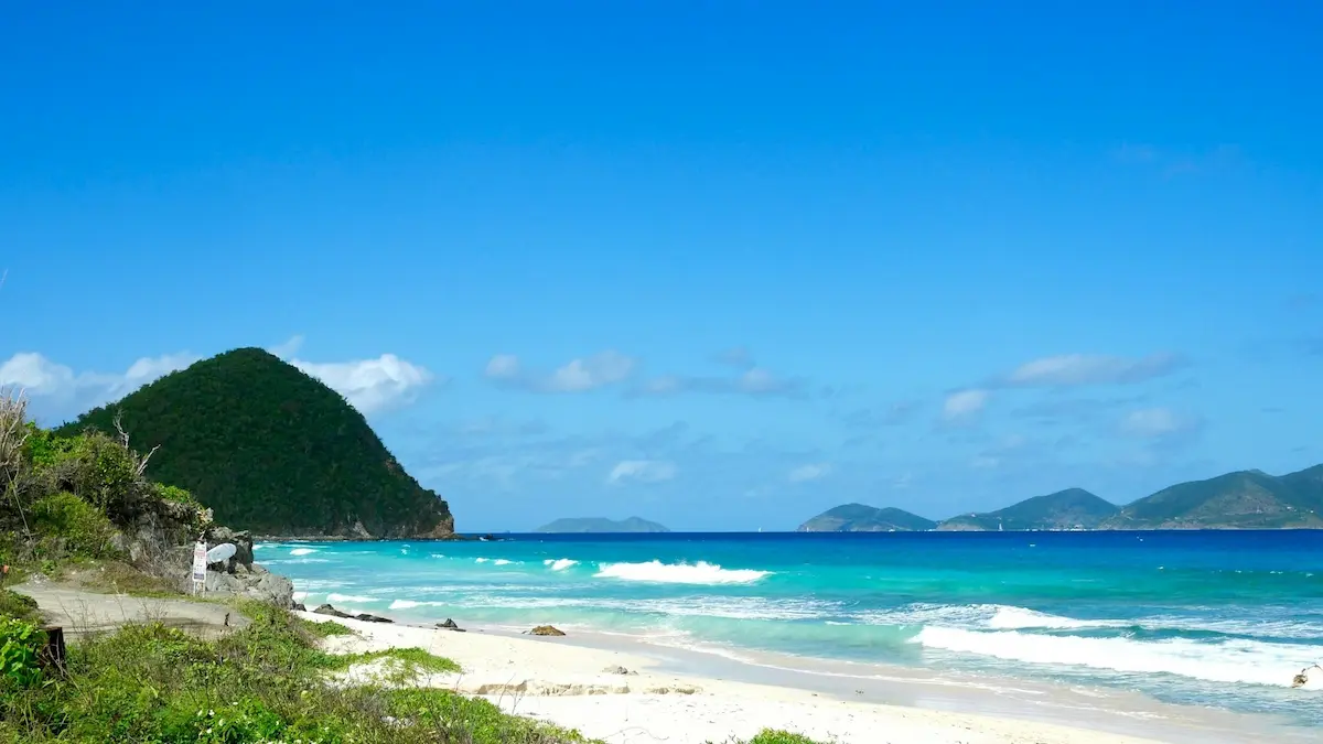 BVI Yacht Charter Guide: Sir Francis Drake Channel Itinerary & Skipper Tips