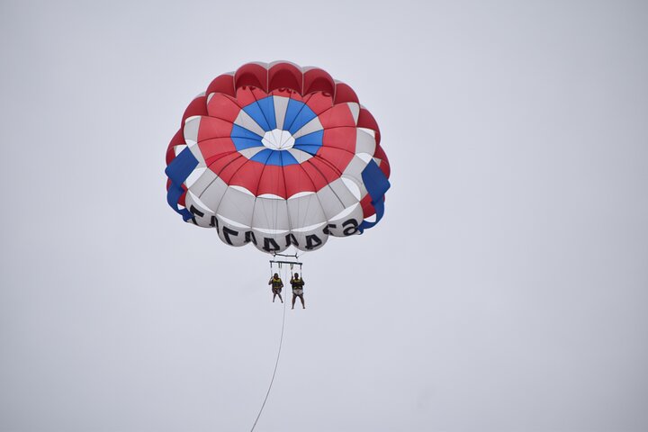 Parasailing in Alicante - Photo 10