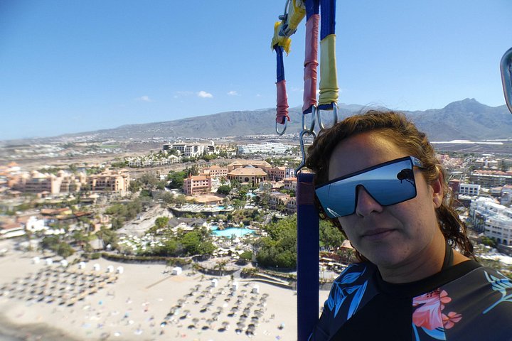 Parasailing flights on the Adeje Coast in Tenerife - Photo 8