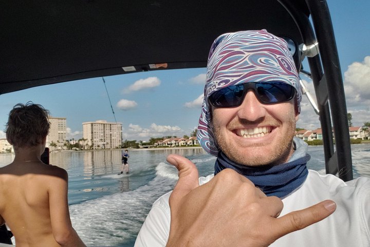Private boat tours for dolphin watching near treasure island - Photo 8