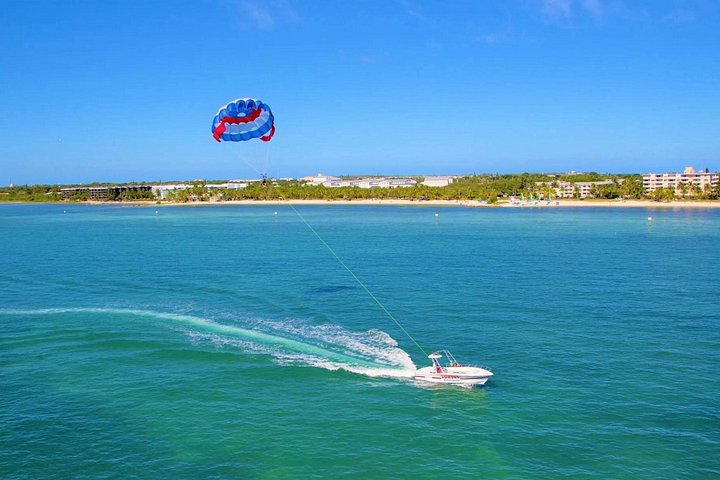 Parasailing Experience in Key West - Photo 3