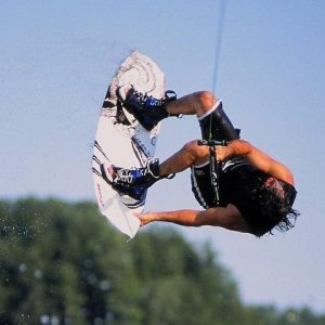 Beginner to advanced - 1 Half Day Waterski, Wakeboard or Wakesurf Lesson - 5 people max