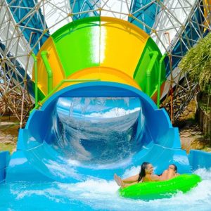Oahu: Zipline and Wet 'n' Wild Waterpark Combo - Photo 1