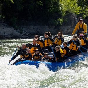 Whitewater Rafting in Jackson Hole : Family Standard Raft - Photo 2