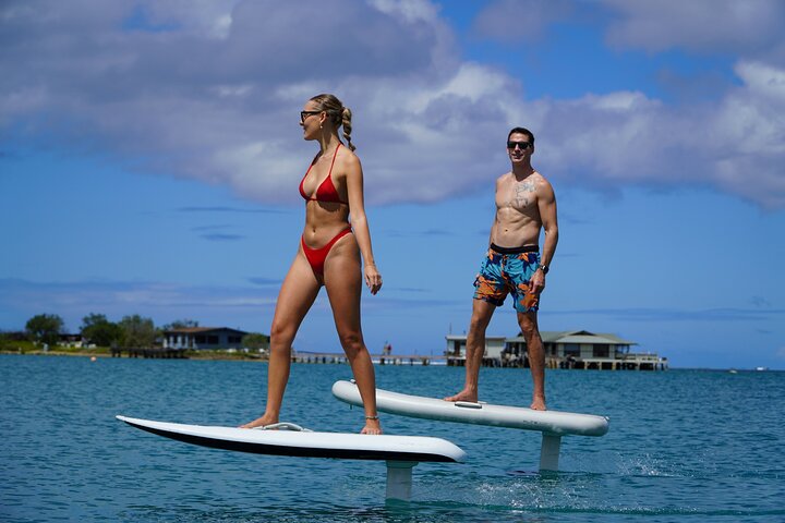 Premium eFoil Lesson near Waikiki - Photo 3