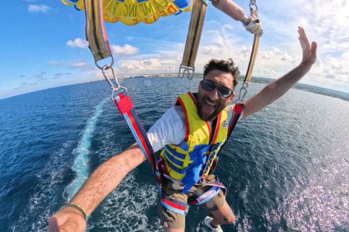 Parachute Ascensional flight to Polignano a mare - Photo 4