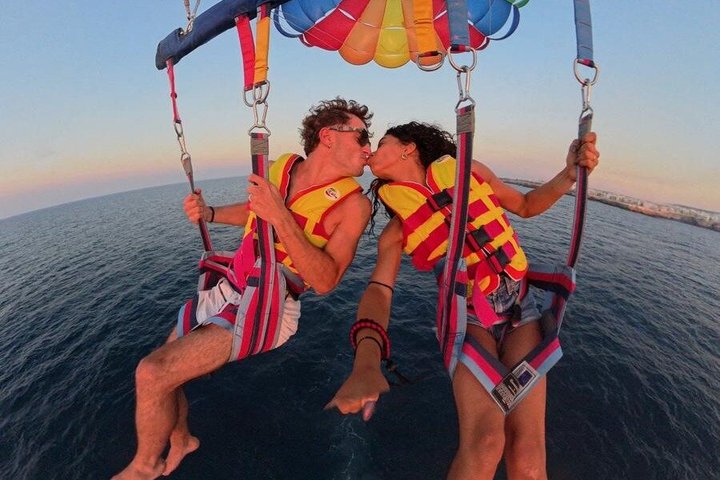 Parachute Ascensional flight to Polignano a mare - Photo 6