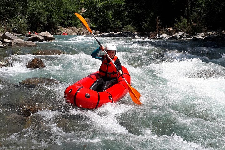 Go straight down the rapid - Kayak Adventure in Tuscany