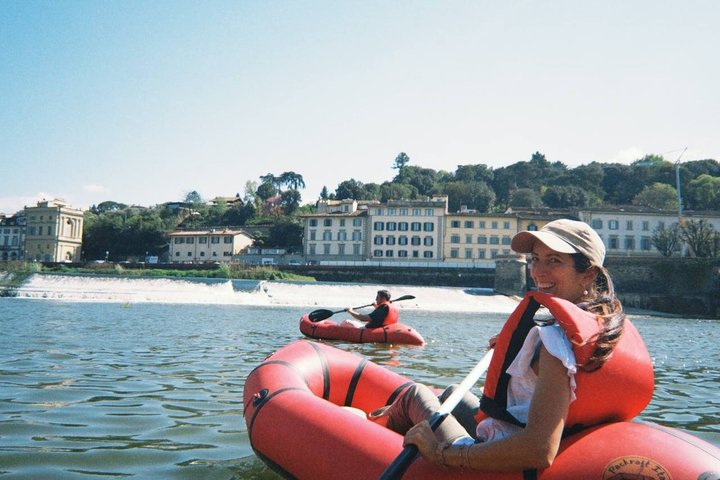 Kayak Soft in Florence under the Pontevecchio Arches - Photo 5
