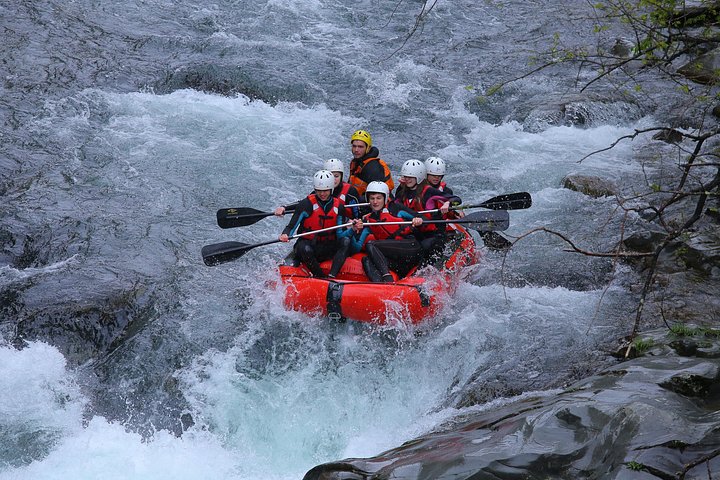 Ready for a water drop? - Rafting Adventure in Tuscany