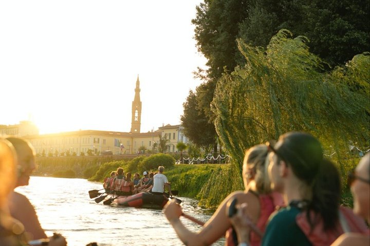 Soft Rafting in Florence under the Pontevecchio Arches - Photo 6