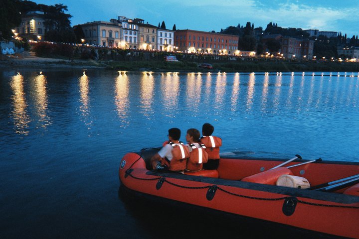 Soft Rafting in Florence under the Pontevecchio Arches - Photo 7