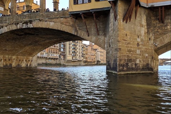 Soft Rafting in Florence under the Pontevecchio Arches - Photo 8