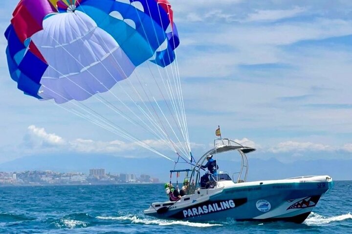 Parasailing in Fuengirola Costa del Sol - Photo 1