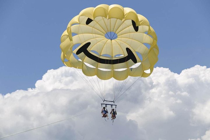 Parasailing Palm Beach - Photo 4