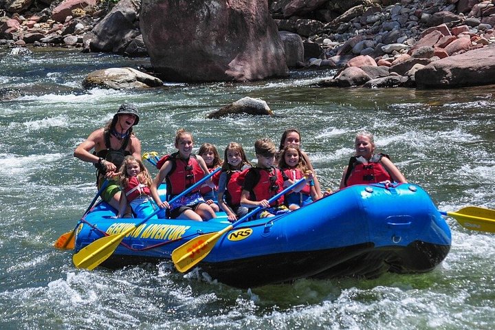 2-Hours Glenwood Springs Short and Mild Family Raft Trip - Photo 7