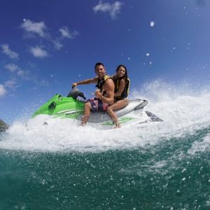 Jet Skiing is the best! - Oahu: Parasailing and Jetski Experience in Maunalua Bay