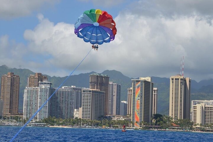 Hawaiian Parasail Since 1977 from Waikiki Beach - Photo 2