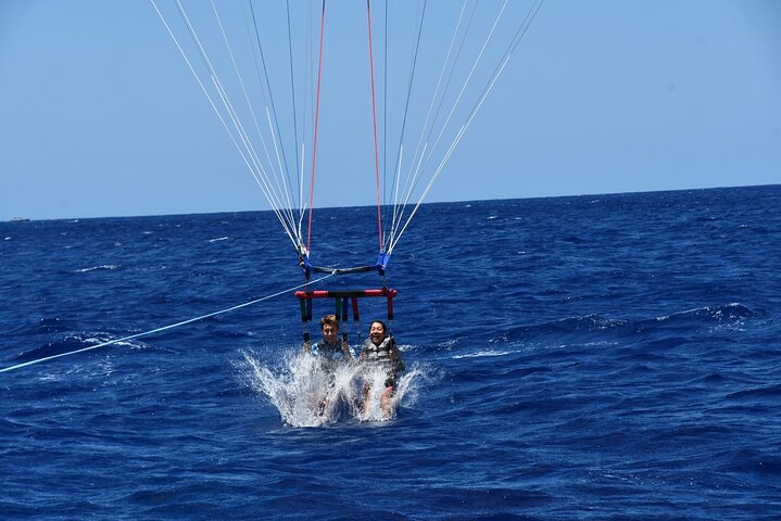 Hawaiian Parasail Since 1977 from Waikiki Beach - Photo 7