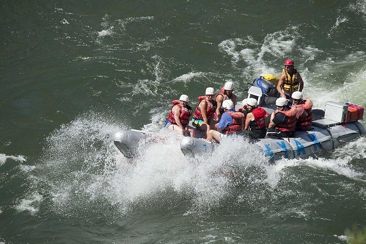 Afternoon Power Trip - Thompson River Afternoon Power Rafting Trip