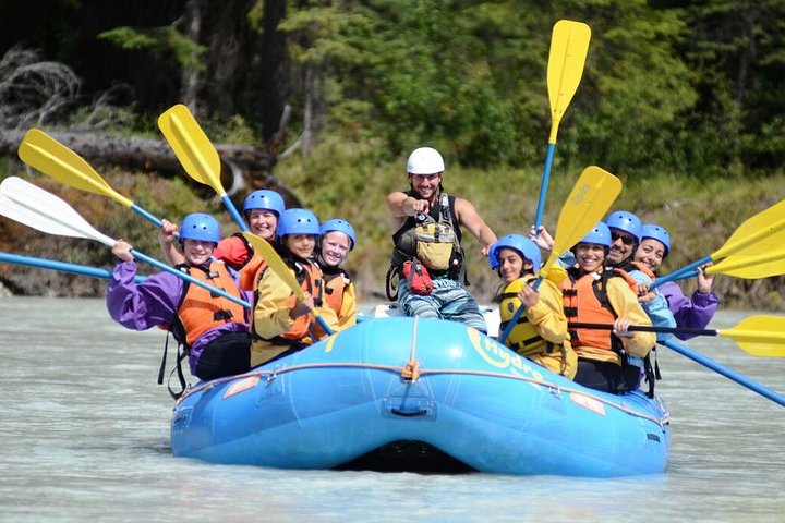 Mild Rafting Adventure - Family Rafting Adventure | Kicking Horse River