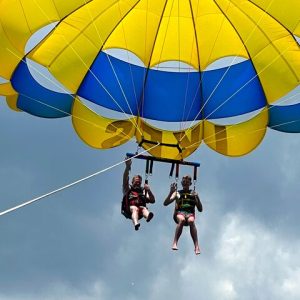 Parasailing in Orange Beach Alabama - Photo 2