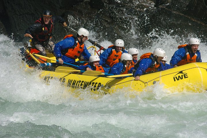 Clearwater, BC, Rafting, Finish in Canadas waterfall capital! - Photo 4