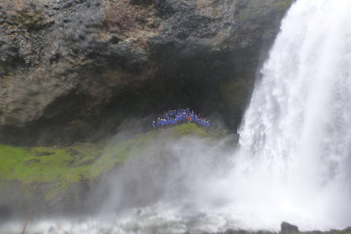Clearwater, BC, Rafting, Finish in Canadas waterfall capital! - Photo 5