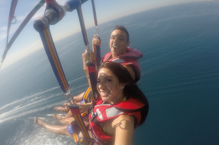 Parasailing for couples - Parasailing Tour en Barcelona