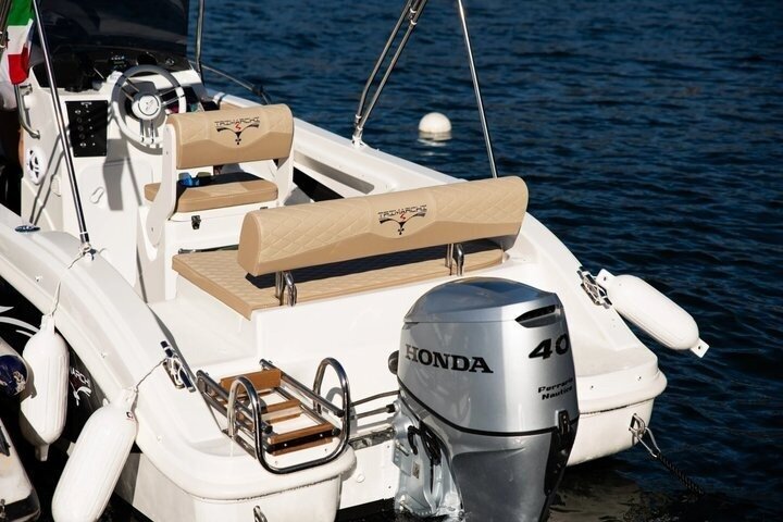 Lake Como License-Free Speedboat Rental from 1 to 5 hours - Photo 2