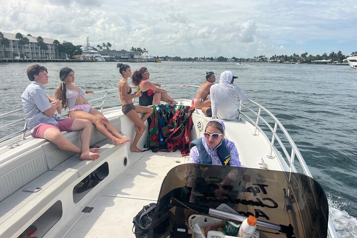 Parasailing along Fort Lauderdale Beach - Photo 3