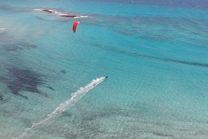 Small-Group Kiteboarding Lesson in Puglia - Photo 3