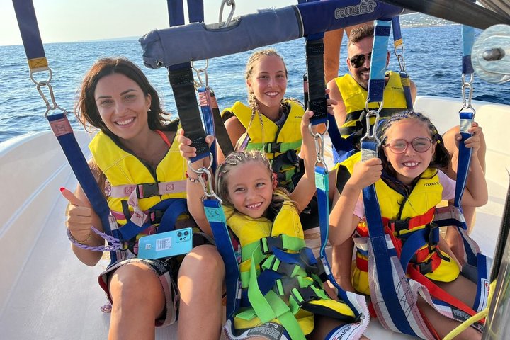 Parasailing in Torre Vado Panoramic flight over the Crystalline Sea - Photo 7