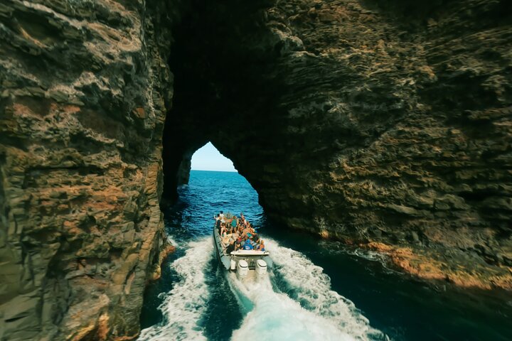 Kauai: Nā Pali Coast Zodiac Raft Expedition and Snorkeling - Photo 1