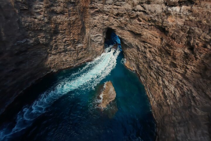 Nā Pali Coast Zodiac Raft Sea Caves Expedition on Kauai - Photo 8