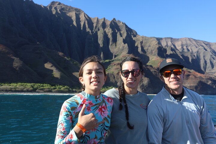Nā Pali Coast Zodiac Raft Sea Caves Expedition on Kauai - Photo 9