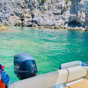 Amalfi Coast rent a rubber boat: from Salerno without a license - Photo 2