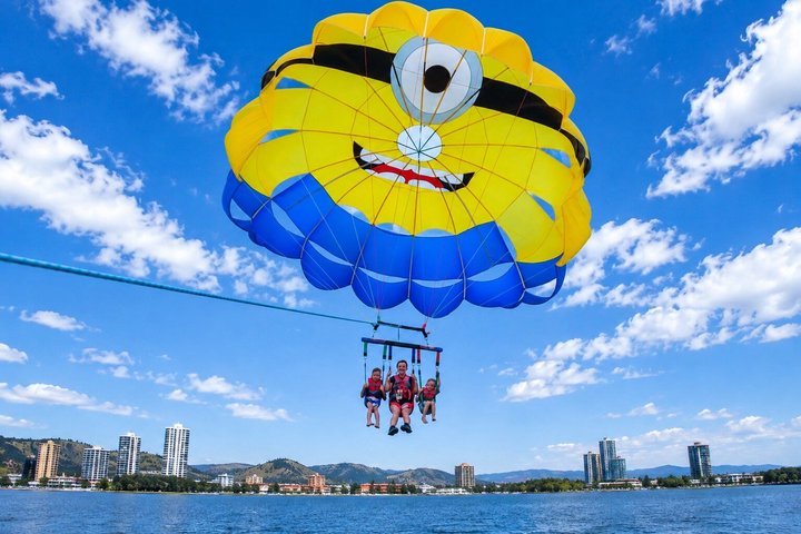Solo Parasailing Experience in Kelowna - Photo 3