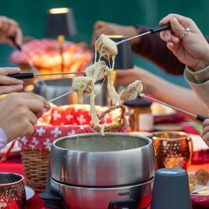 Cheese Fondue Float - Photo 2