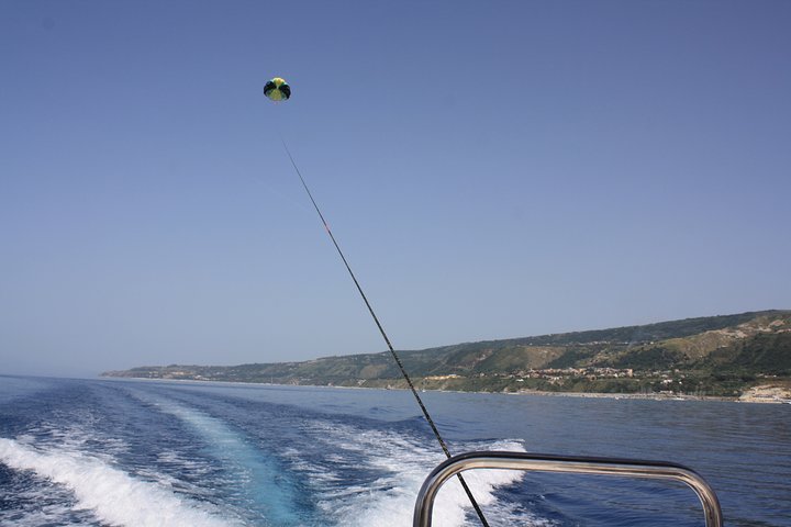 Double Parasailing flight to Tropea in Small Group - Photo 2