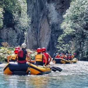 Crossing the Gorges of Biselli Umbria PG - Rafting experience in the Nera or Corno Rivers in Umbria near Spoleto