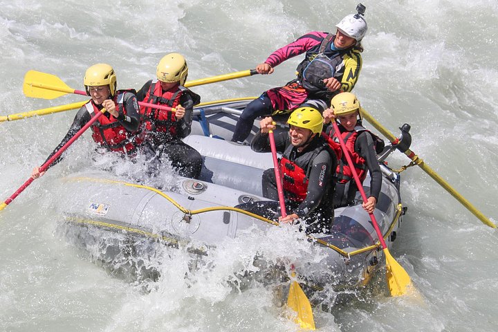 Classic Rafting - Photo 1