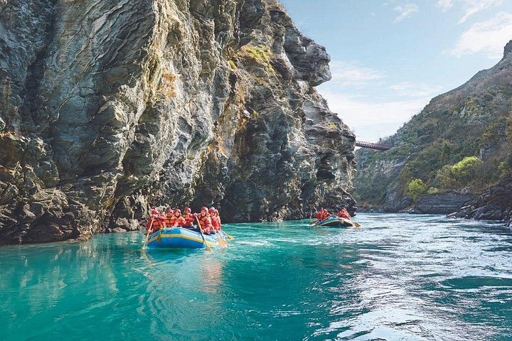 Queenstown Kawarau River Whitewater Rafting - Photo 2
