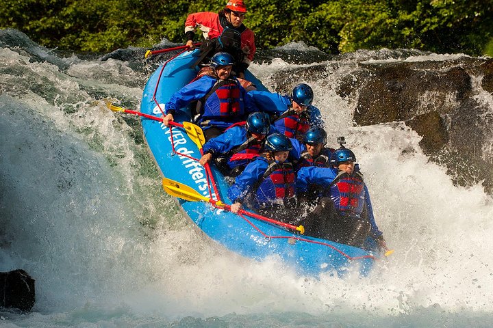 Husum Falls on the White Salmon River - White Salmon River Rafting Half-Day Trip