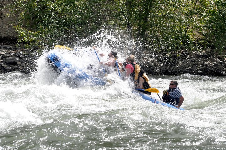 Wenatchee River whitewater - before the Wine - Whitewater and Wine: Wenatchee River Whitewater Rafting and Winery Tour