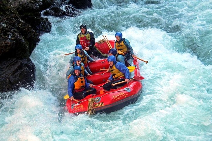Grade 5 White Water Rafting - Half Day, Grade 5, White Water Rafting on the Rangitikei River