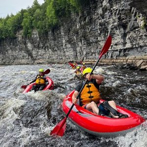 Quebec: Rafting or kayaking – Jacques-Cartier Canyon - Photo 1