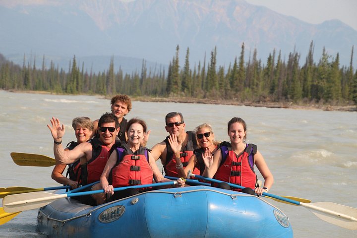 Rafting on Athabasca River Mile 5 in Jasper - Photo 10