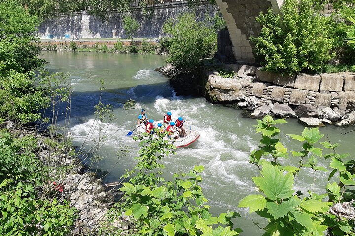 Ponte Fabricio - Urban Rafting on Rome's Tiber River